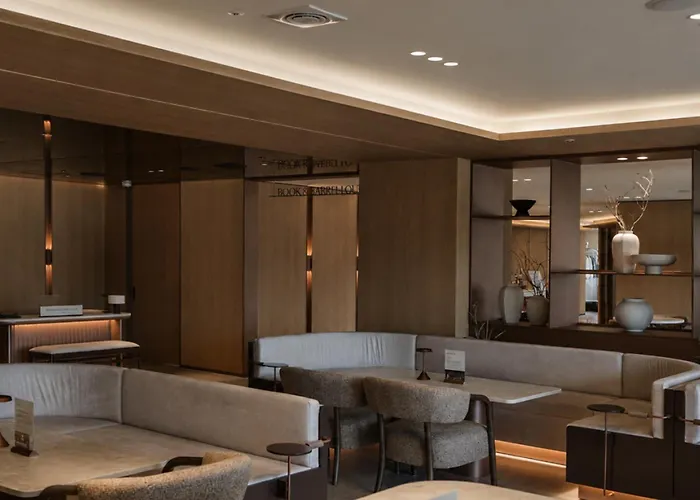 Uh Continental Seoulcenter Сеул