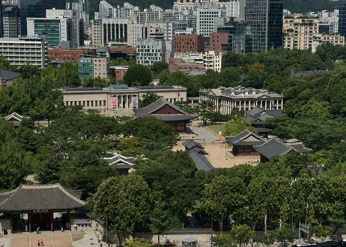 Uh Continental Seoulcenter Сеул