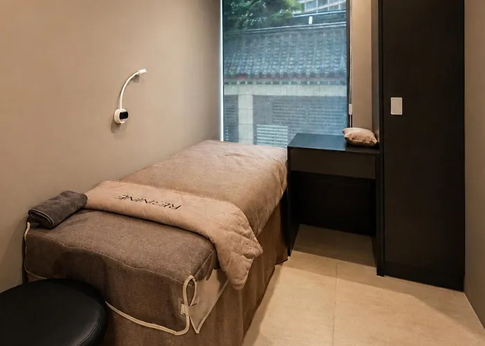 Uh Continental Seoulcenter Otel 4*